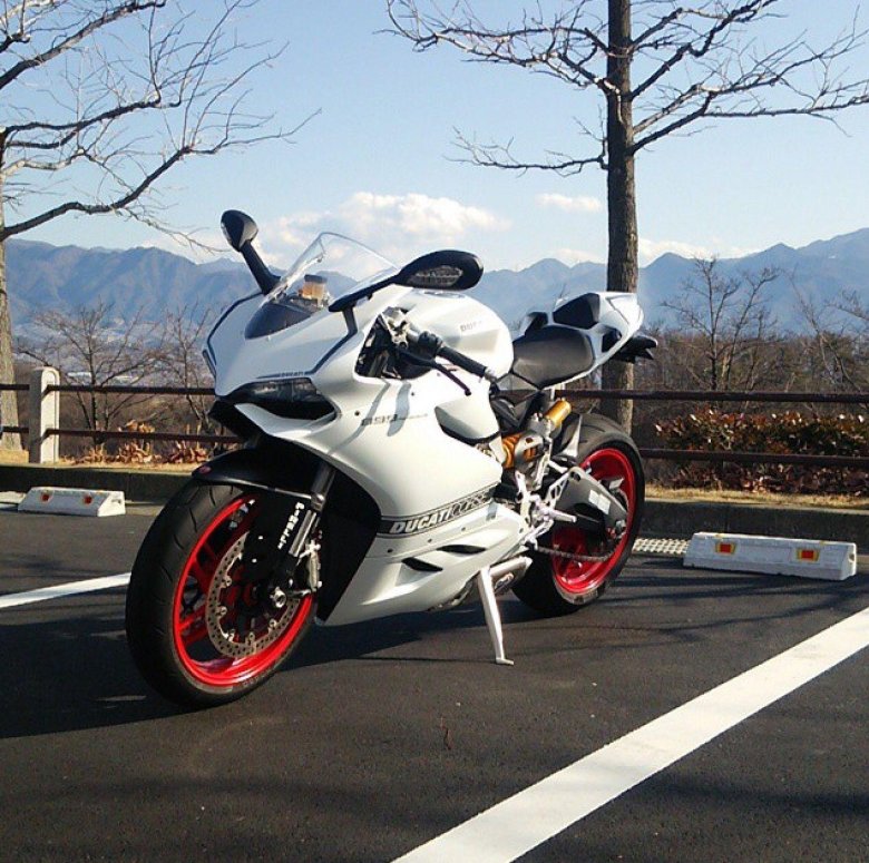 Ducati мотоцикл