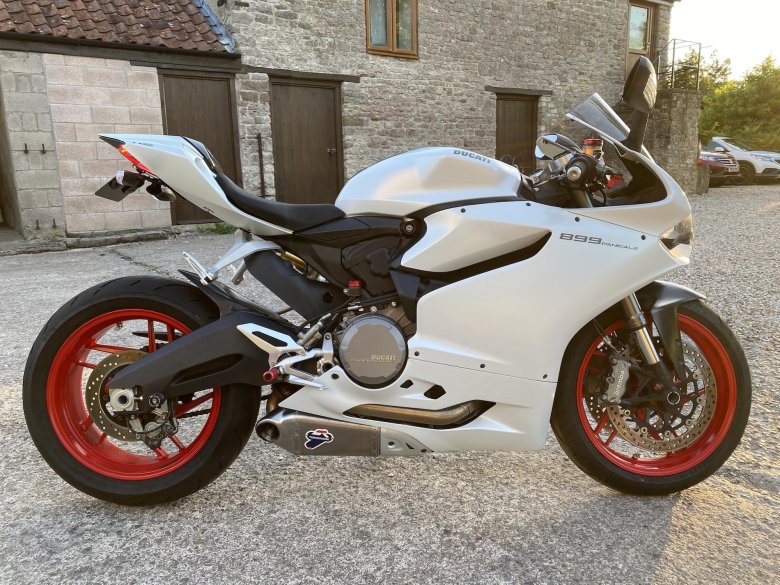 Дукати 899 panigale