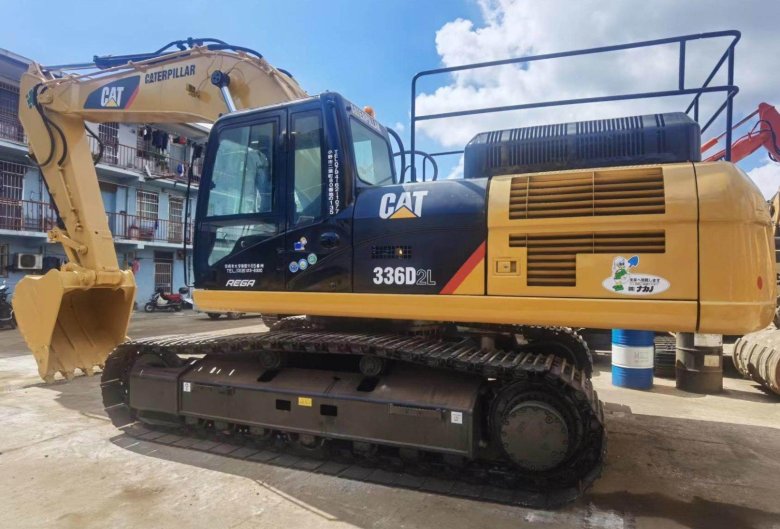 Гусеничный экскаватор cat 336d