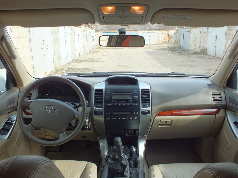 Тойота ленд крузер 100 салон