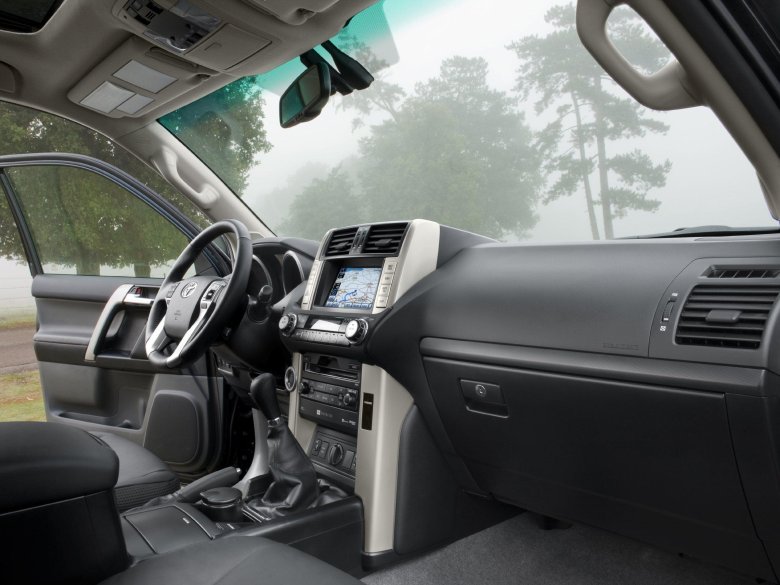 Toyota land cruiser prado 2011 салон