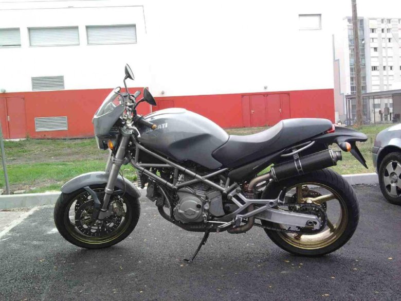 Ducati monster 600