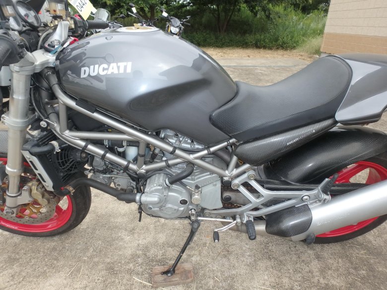 Ducati monster s 4