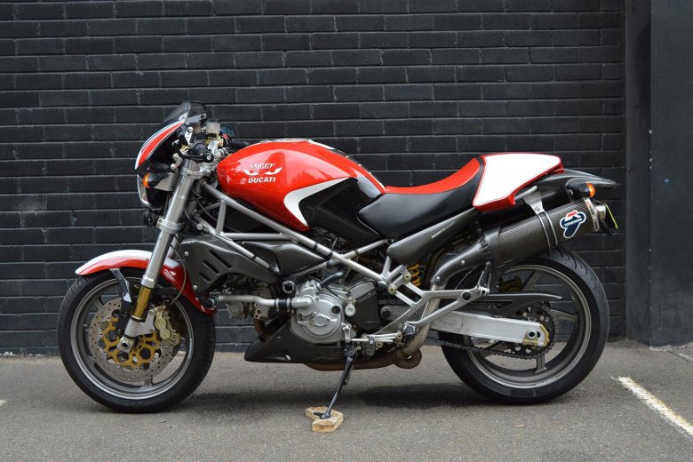Ducati monster
