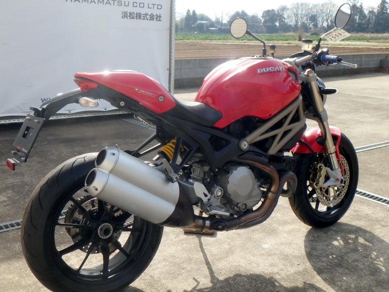 Ducati monster 1100 evo