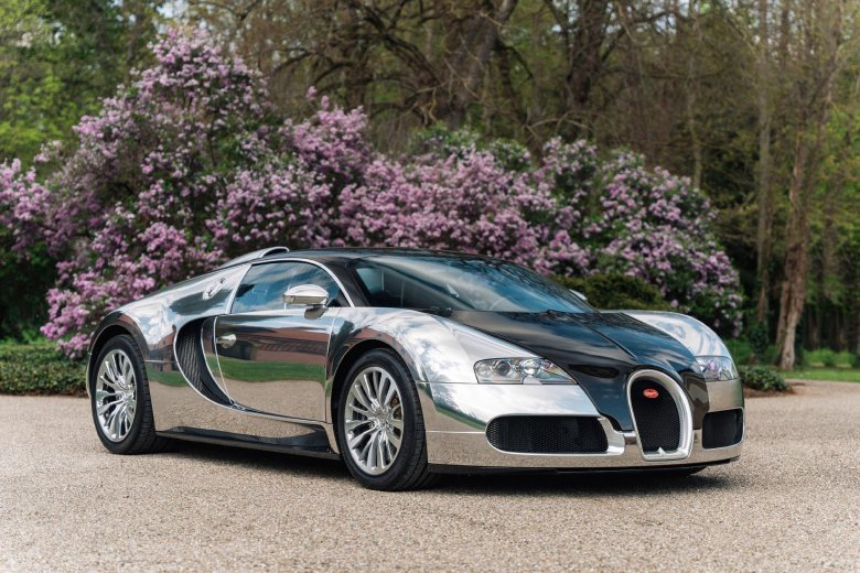 Машина бугатти вейрон