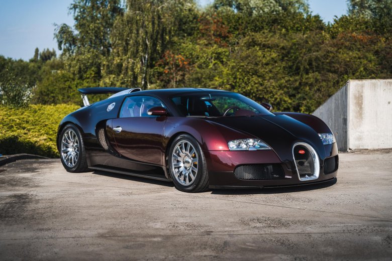 Bugatti 16 4 veyron