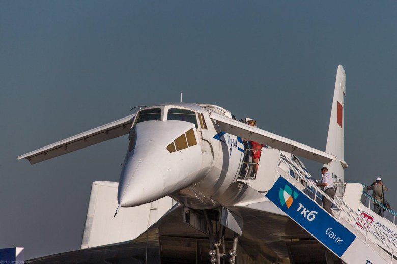 Сверхзвуковой пассажирский самолет ту 144