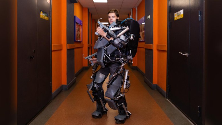 Активный экзоскелет