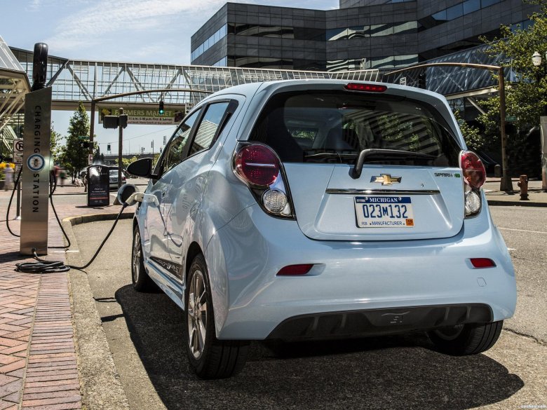 Chevrolet spark электромобиль