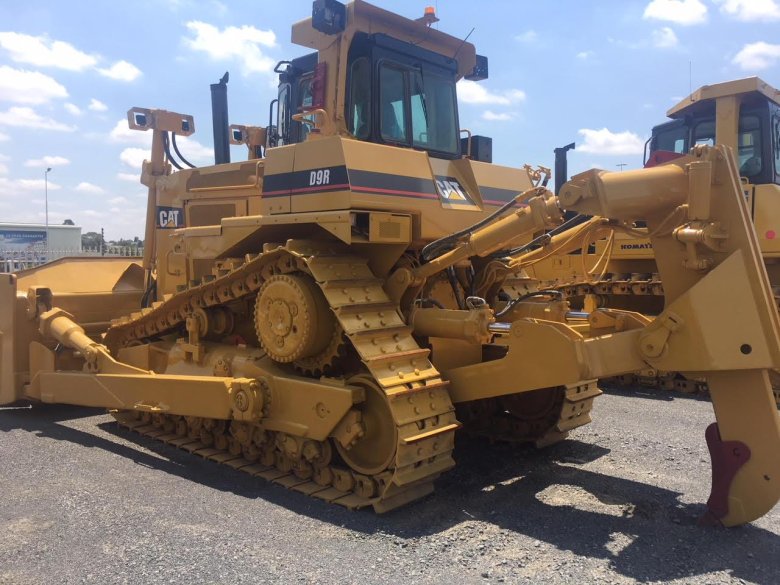 Бульдозер caterpillar d9r