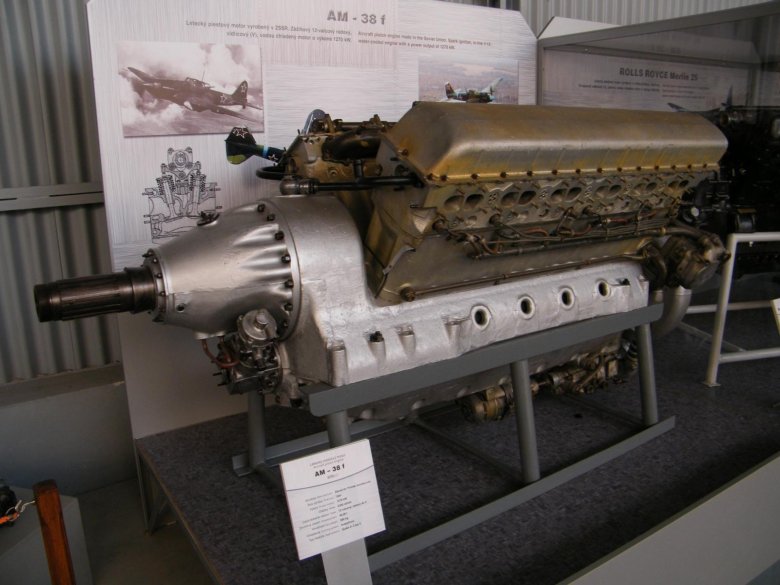 Двигатель — ам-38ф ил 2