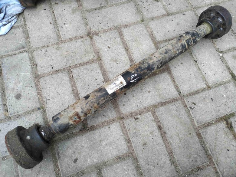 Карданный вал туарег