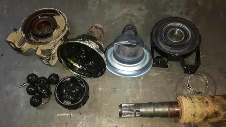 Центральный шрус заднего кардана фольксваген туарег