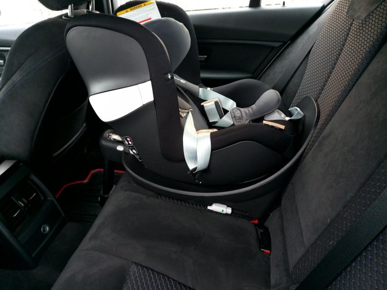 Bmw f30 isofix