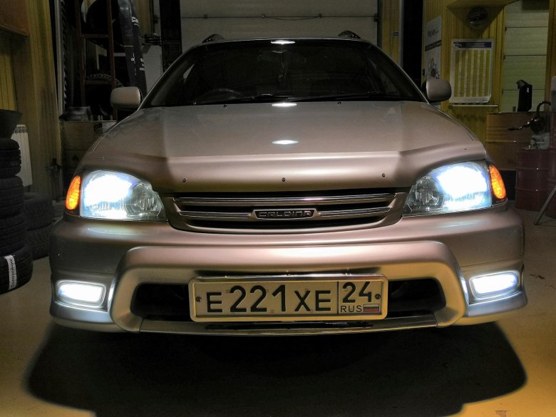 Caldina st215 туманки