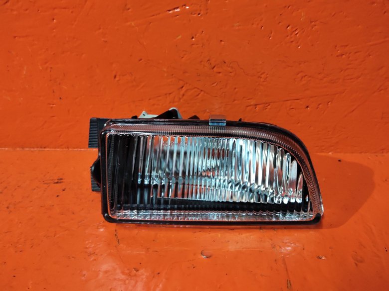 Фара противотуманная пpавая