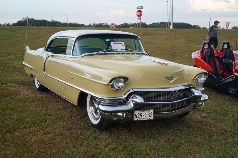 Cadillac series 62 1956