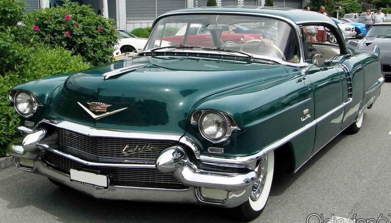 Cadillac series 62 sedan