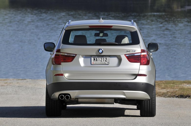 Бмв икс 3 2011