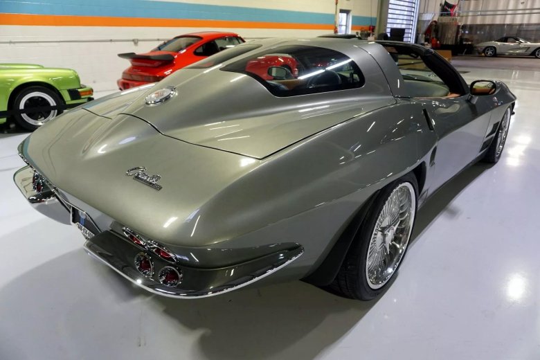 Chevrolet corvette c2 1963