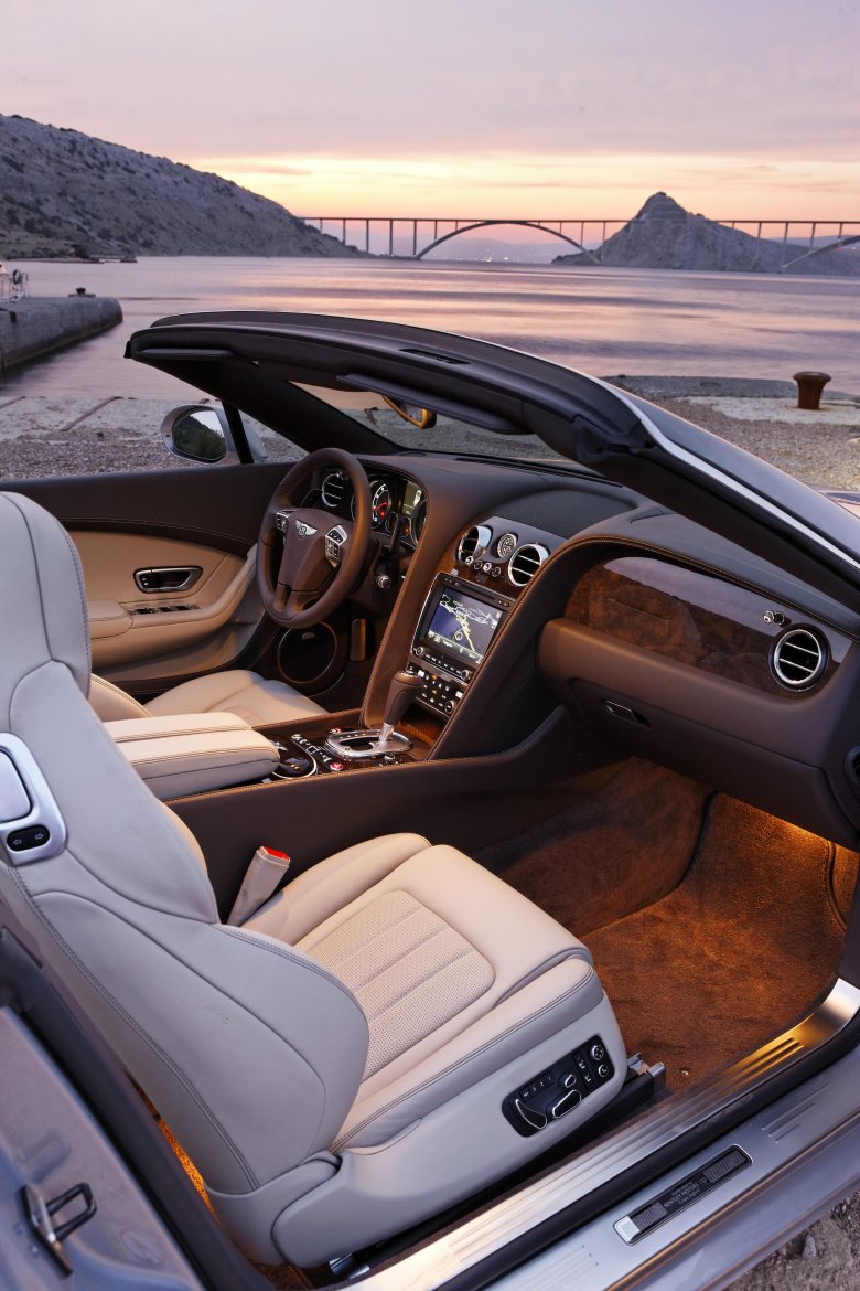 Бентли континенталь 2012 салон