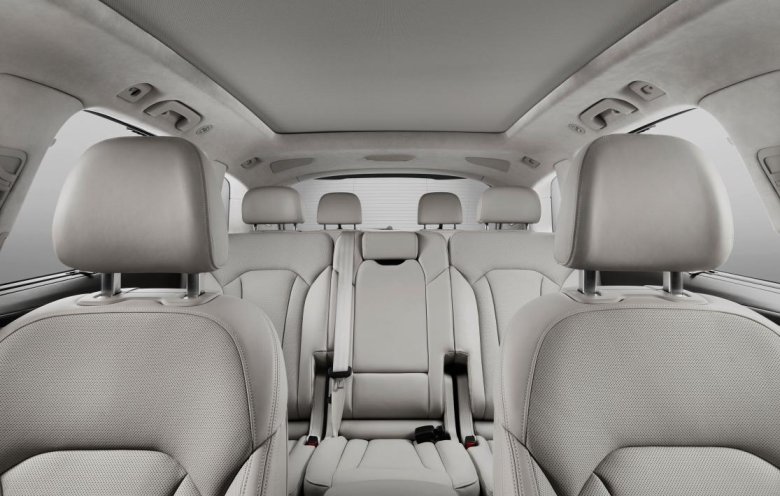 Ауди q7 салон