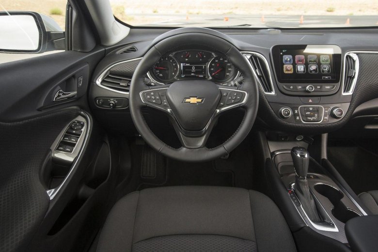 Chevrolet malibu 2016 салон