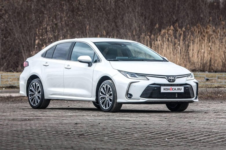 Тойота королла 2022