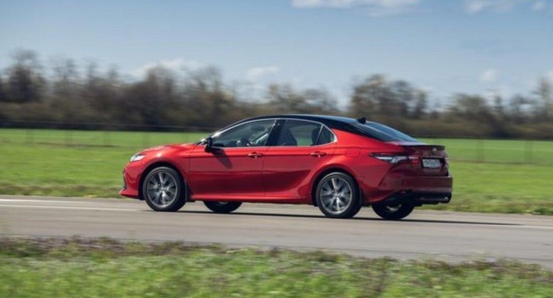 Новая toyota camry
