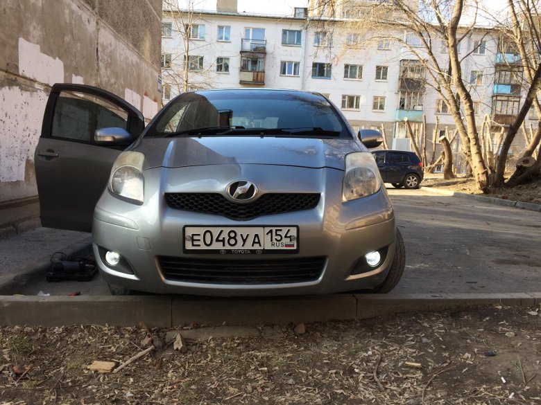 Тойота витц 2009