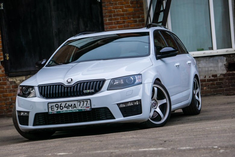 Skoda octavia a7 rs белая