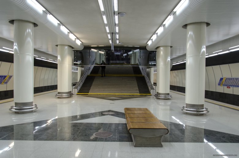 Метро михалова