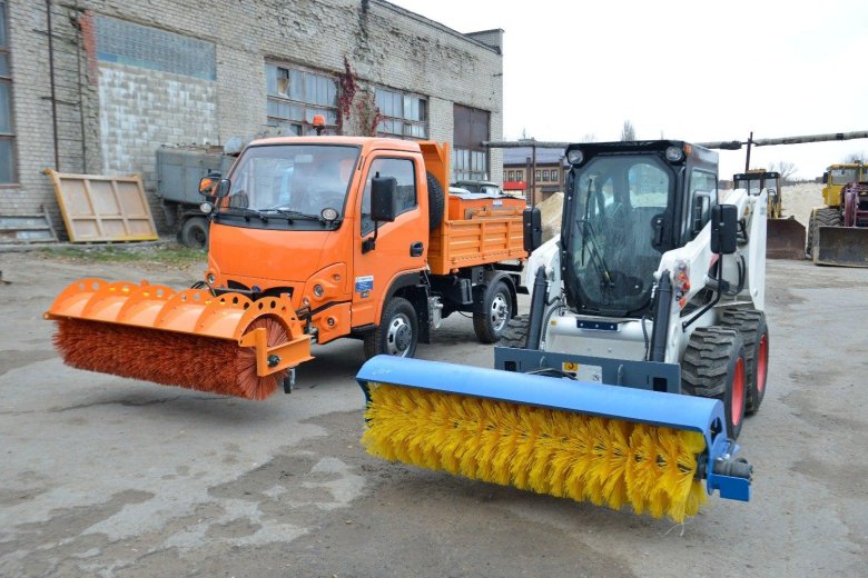 Подметально уборочная машина