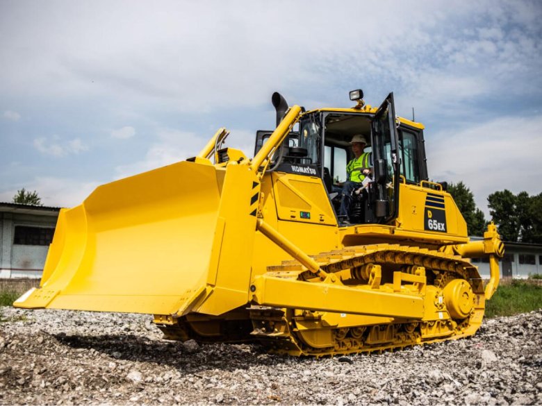 Бульдозер коматсу