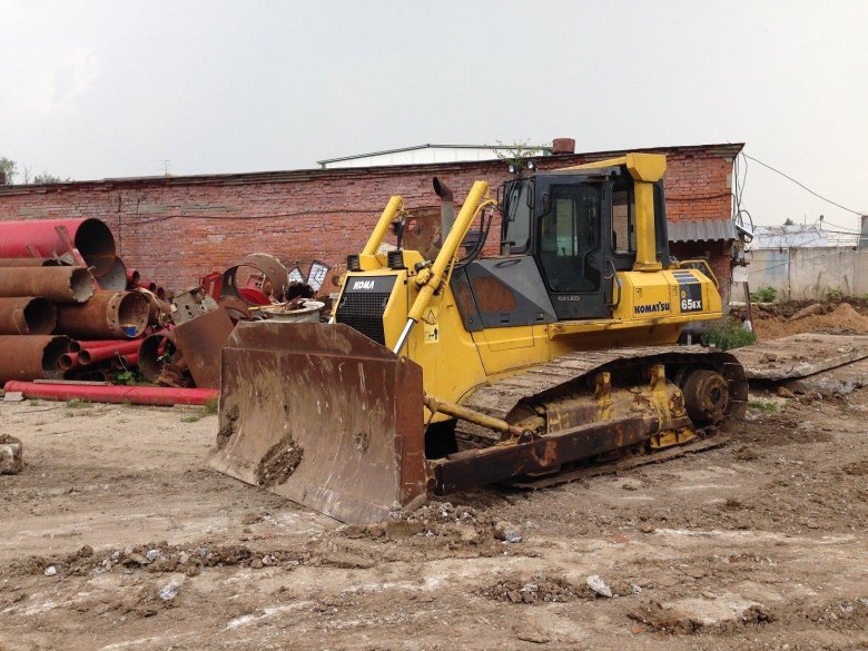 Komatsu бульдозер