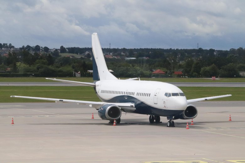 Самолет боинг 737