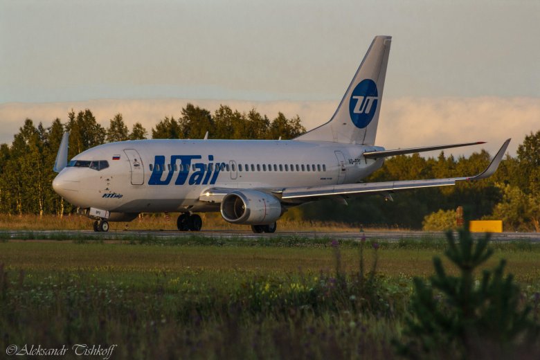 Боинг 737 500 ютэйр