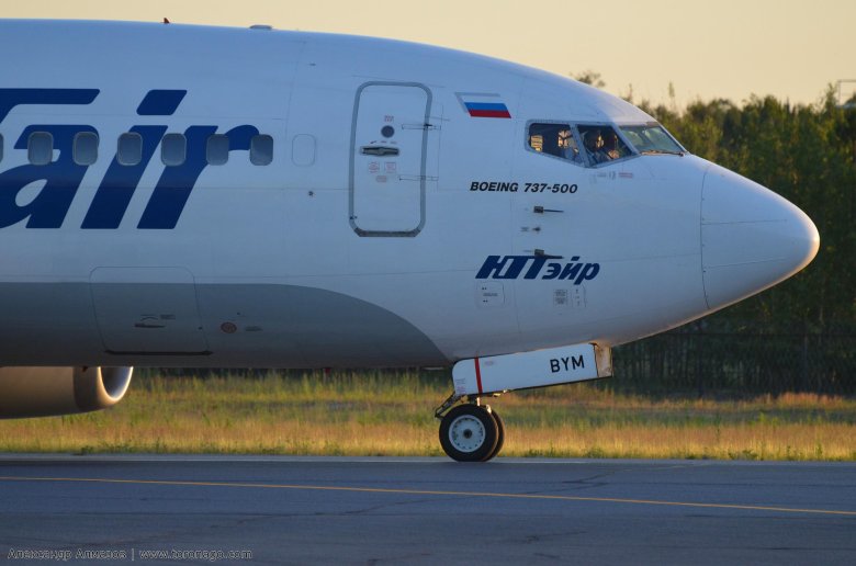 Боинг 737 500 ютэйр