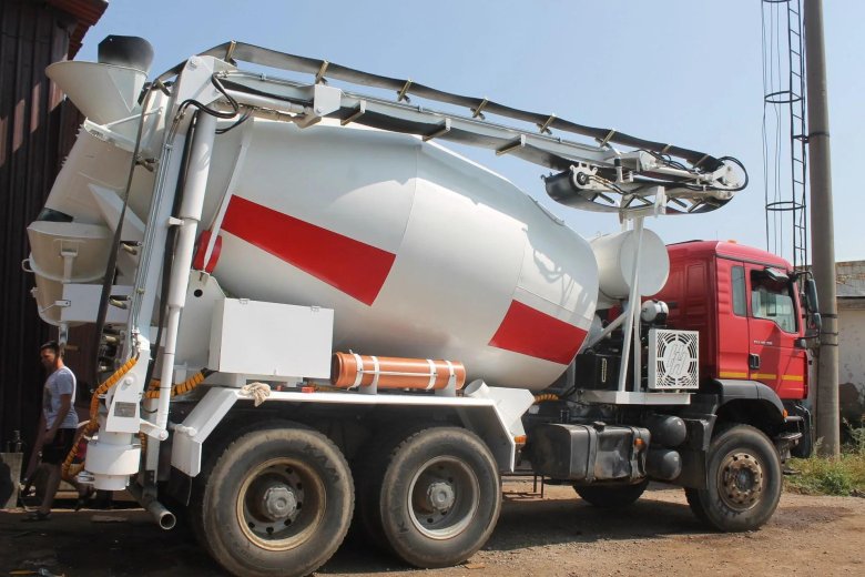 Миксер с бетононасосом