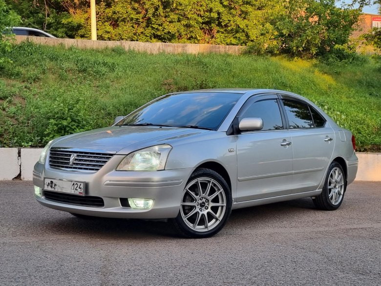 Toyota premio 2003