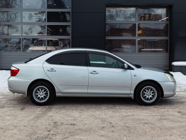 Тойота премио 2003 год