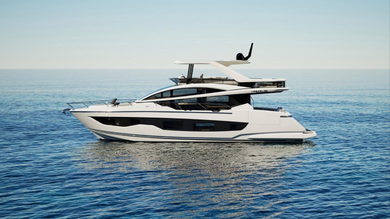 Моторная яхта