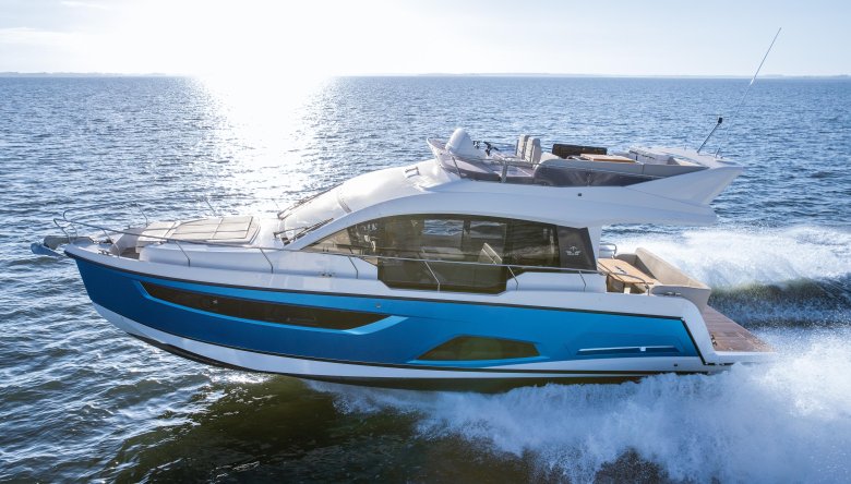 Sealine f33