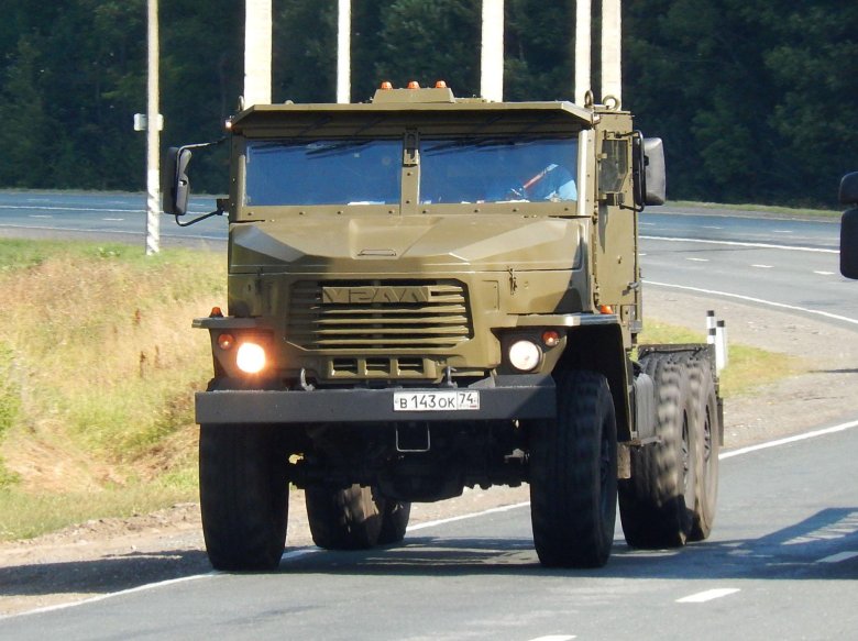 Урал-4320 \ мотовоз-м\