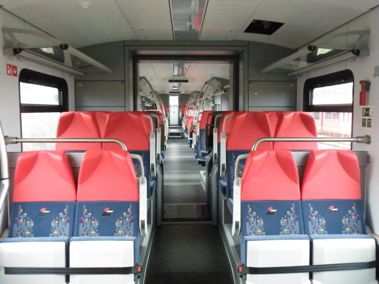 Комфорт поезд ласточка 820