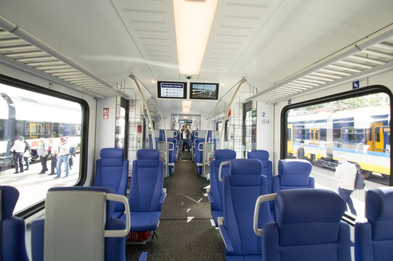 Вагон метро штадлер