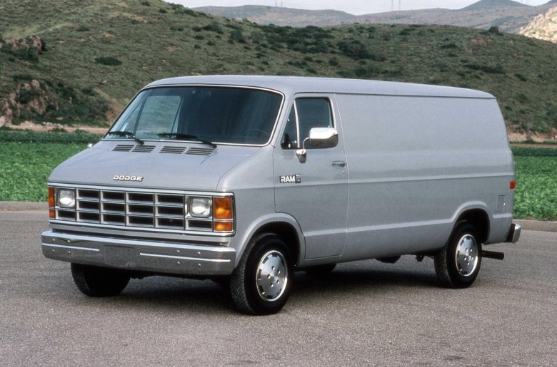 Dodge ram van 1976