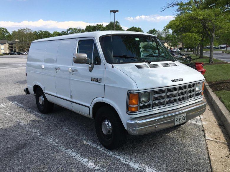 Dodge ram van 1986