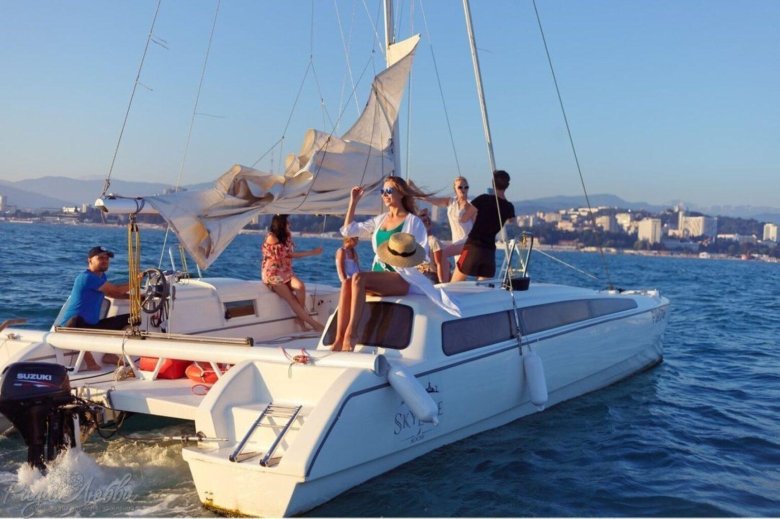 Катамаран артмарин